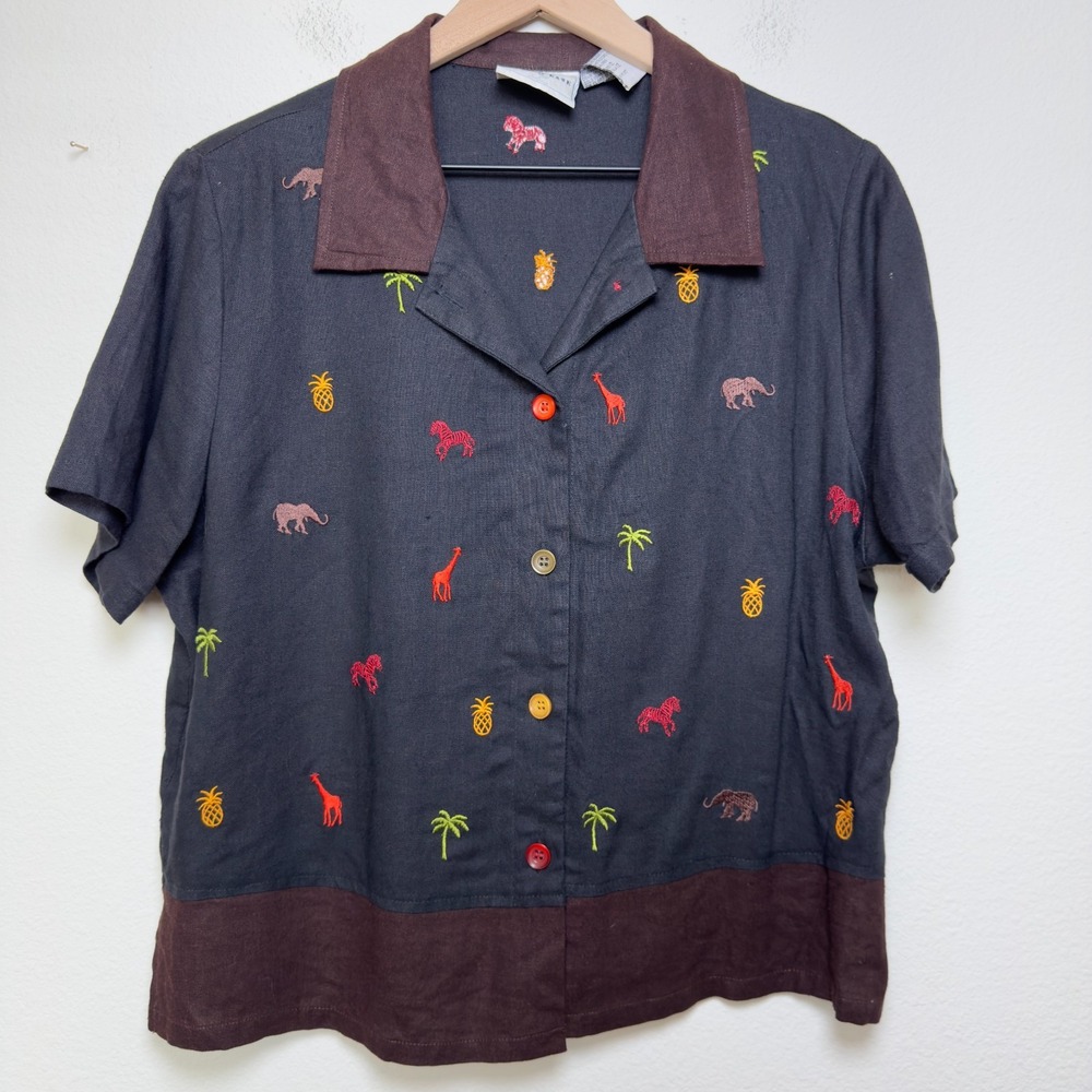 Women Linen Button Down Top Black Novelty Granola Girl Zoo Giraffe Elephant